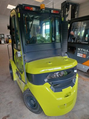 Chariot frontal diesel Clark GTS30D