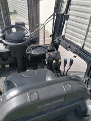Chariot élévateur diesel Clark GTS30D - 1
