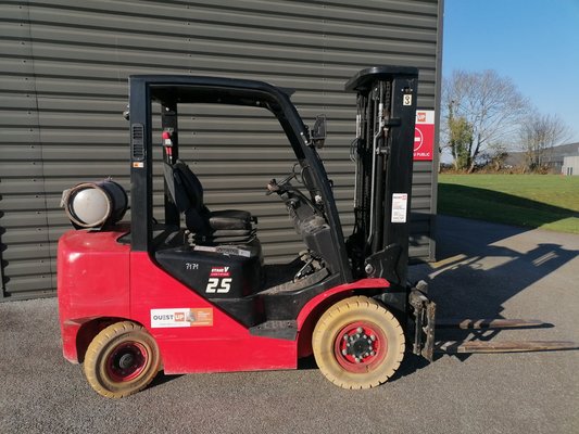 Chariot frontal à gaz Hangcha XF25G-CPYD25-XH3F