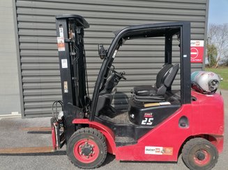 Chariot élévateur gaz Hangcha XF25G-CPYD25-XH3F - 1