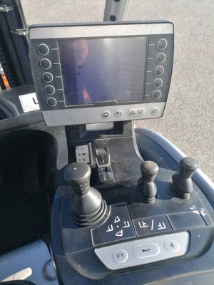 Chariot frontal électrique STILL RX20-20P