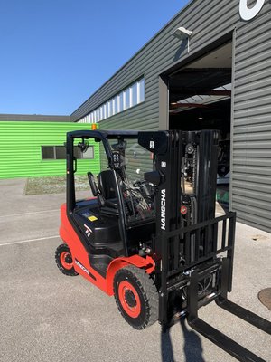 Chariot frontal diesel Hangcha XF25D-2-CPCD25-X2H7F1