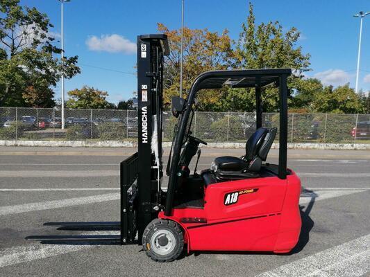 Chariot frontal électrique Hangcha A3W18