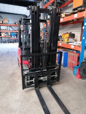 Chariot frontal à gaz - XF25G-CPYD25-XH3F