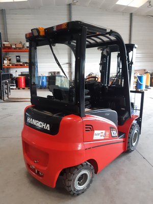 Chariot frontal électrique Hangcha A4W25-CPD25-AC3