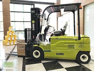 Chariot élévateur électrique Clark GEX30L - 1