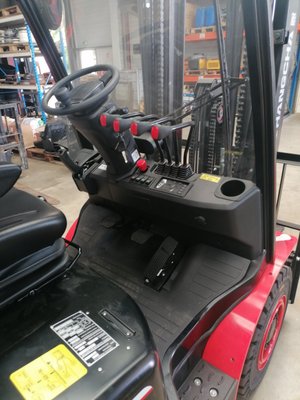 Chariot frontal diesel Hangcha XF25D-2-CPCD25-X2H7F1