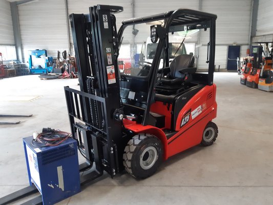 Chariot frontal électrique - A4W25-CPD25-AC3