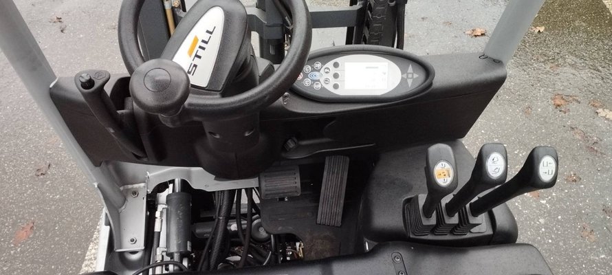 Chariot frontal électrique STILL RX50-13