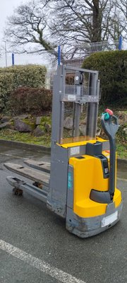 Gerbeur Jungheinrich EJD118