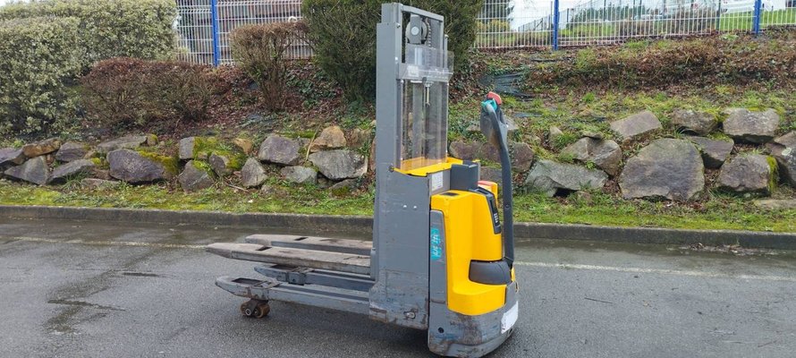 Gerbeur Jungheinrich EJD118