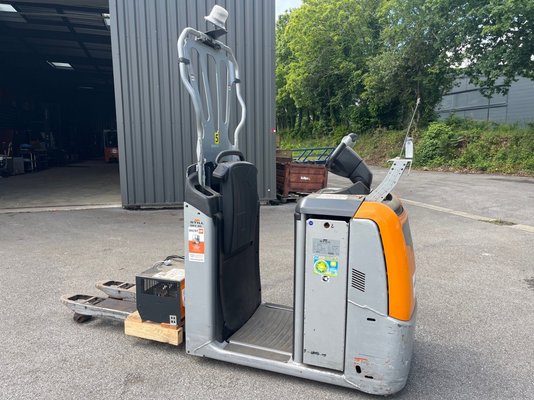 Préparateur de commandes au sol STILL OPX20