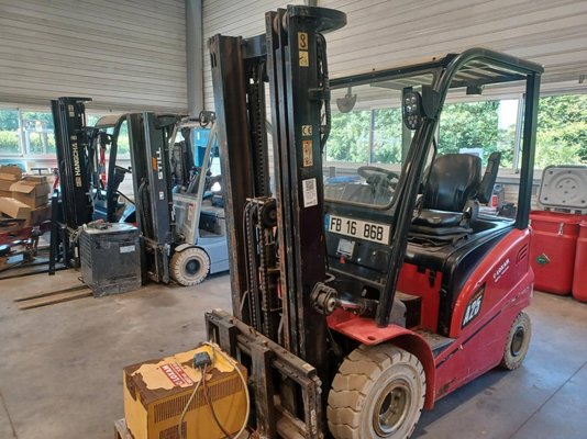 Chariot frontal électrique - A4W25-CPD25-AC3