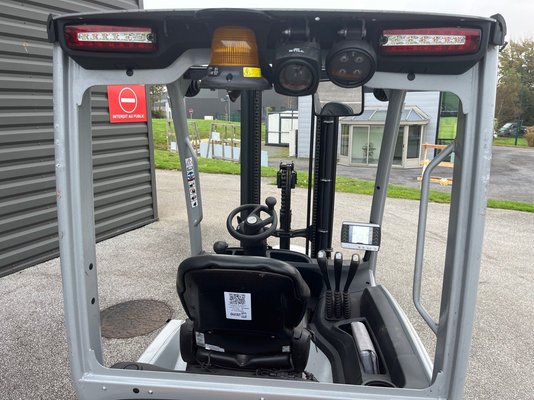 Chariot frontal électrique STILL RX20-14C