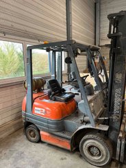 Chariot élévateur gaz Toyota 42-6FGF18 - 1