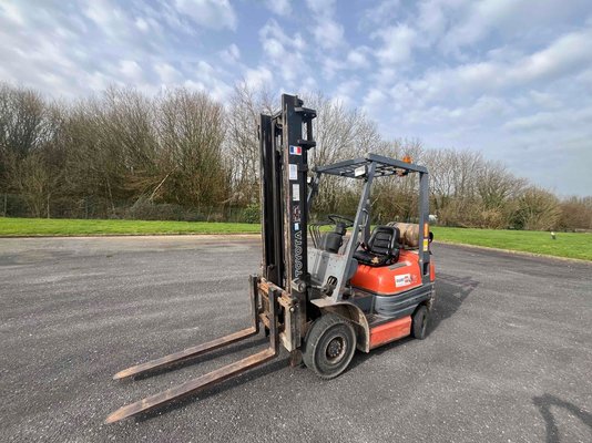 Chariot frontal à gaz Toyota 42-6FGF18