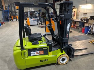 Chariot élévateur électrique Clark GTX18 - 1