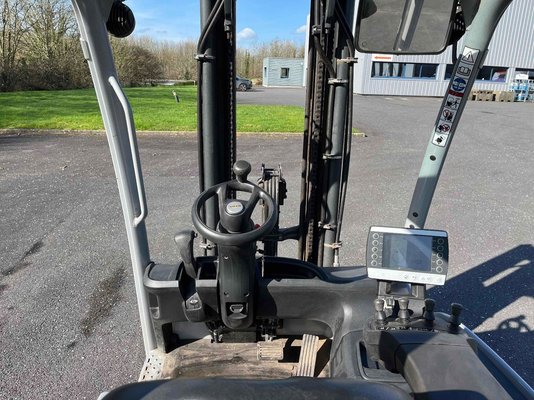 Chariot frontal électrique STILL RX20-20L