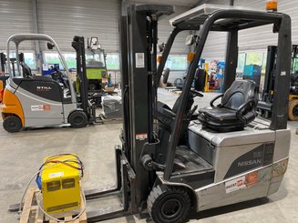 Chariot élévateur électrique Nissan 1N1L18Q - 1