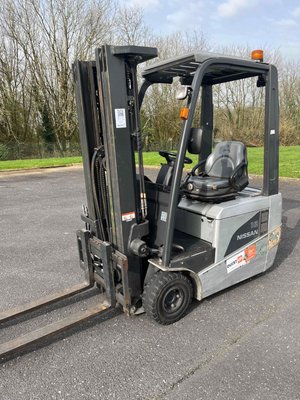 Chariot frontal électrique Nissan 1N1L18Q