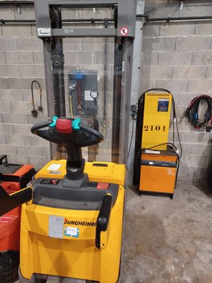 Gerbeur Jungheinrich ERC216z