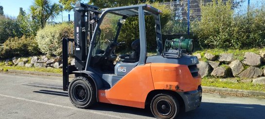 Chariot élévateur gaz Toyota 8FG50N - 1