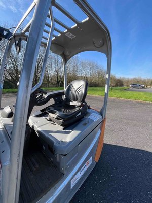 Chariot frontal électrique STILL RXE15