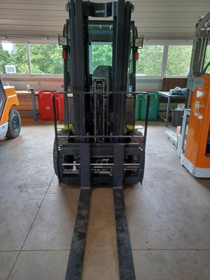 Chariot frontal diesel Clark GTS30D