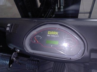 Chariot élévateur diesel Clark GTS30D - 6