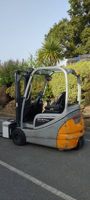 Chariot frontal électrique STILL RX20-18