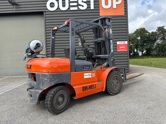 Chariot frontal à gaz Heli CPYD40