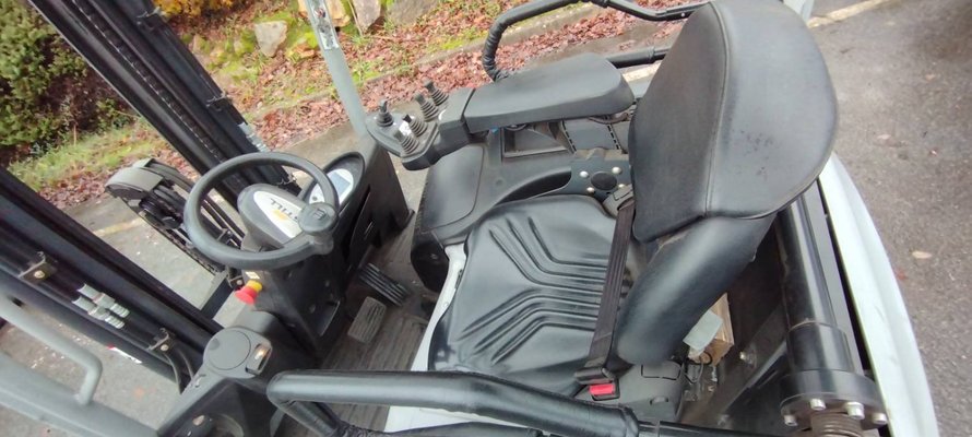 Chariot frontal électrique STILL RX20-16