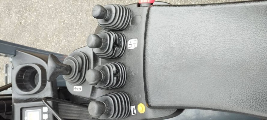 Chariot frontal électrique Toyota 8FBE15T