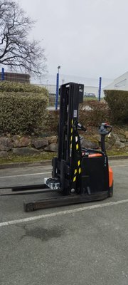 Gerbeur Toyota SWE120XR