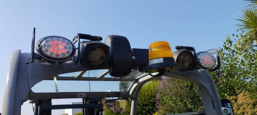 Chariot frontal électrique STILL RX20-18