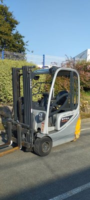 Chariot frontal électrique STILL RX20-18